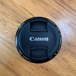 2 Canon Lens! A 50mm and a 18-55mm. Lightly used and in great shape